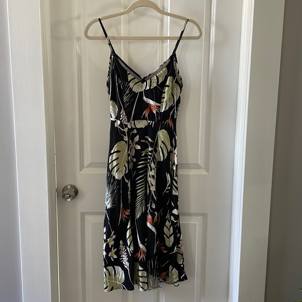 Lulu’s midi floral print dress
